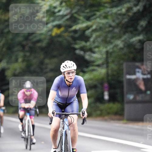 14.09.2025 - Stadtparktriathlon Michael Burmester http://msf.ph/oto/8907394 14.09.2025 09:19:07 Radfahren 314, 334, 397, 422, 431, 472, 480, 482 meine-sportfotos.de