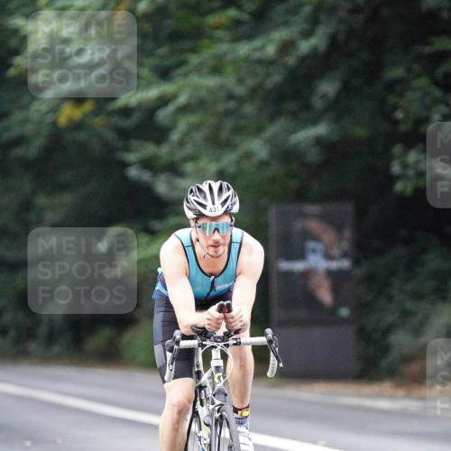 14.09.2025 - Stadtparktriathlon Michael Burmester http://msf.ph/oto/8907403 14.09.2025 09:19:10 Radfahren 314, 334, 397, 422, 431, 471, 480, 482 meine-sportfotos.de