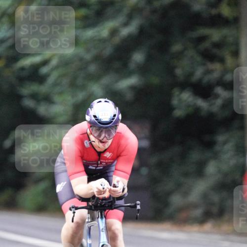 14.09.2025 - Stadtparktriathlon Michael Burmester http://msf.ph/oto/8907525 14.09.2025 09:20:03 Radfahren 333, 368, 423, 438, 503 meine-sportfotos.de