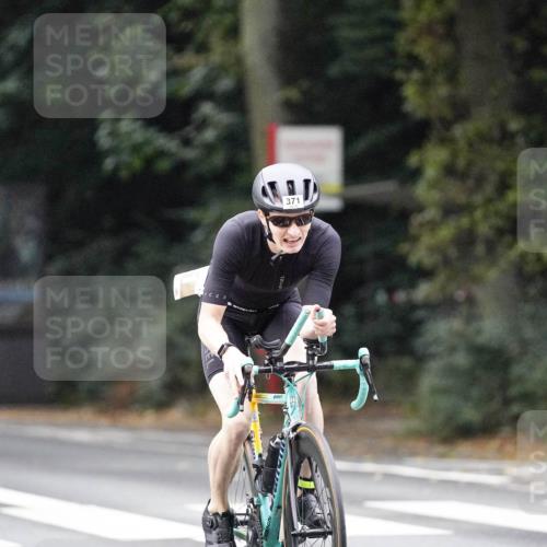 14.09.2025 - Stadtparktriathlon Michael Burmester http://msf.ph/oto/8907573 14.09.2025 09:20:27 Radfahren 301, 318, 326, 340, 345, 347, 359, 363, 370, 371, 373, 381, 389, 419, 445 meine-sportfotos.de