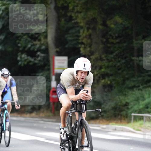 14.09.2025 - Stadtparktriathlon Michael Burmester http://msf.ph/oto/8907597 14.09.2025 09:20:34 Radfahren 301, 318, 326, 340, 345, 346, 347, 359, 363, 370, 373, 377, 381, 386, 389, 448 meine-sportfotos.de