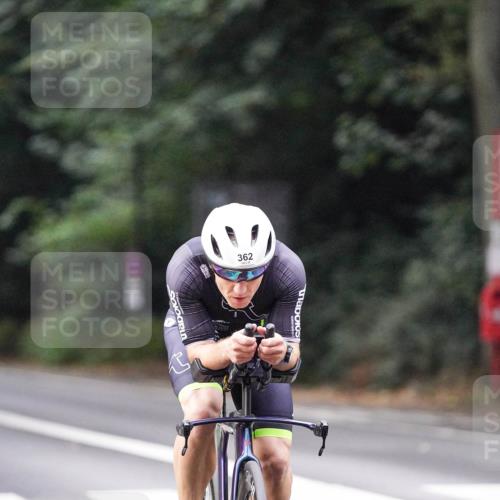 14.09.2025 - Stadtparktriathlon Michael Burmester http://msf.ph/oto/8907671 14.09.2025 09:21:22 Radfahren 352, 362, 375 meine-sportfotos.de