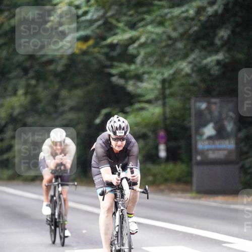 14.09.2025 - Stadtparktriathlon Michael Burmester http://msf.ph/oto/8907717 14.09.2025 09:21:49 Radfahren 337, 357, 430, 458, 504 meine-sportfotos.de