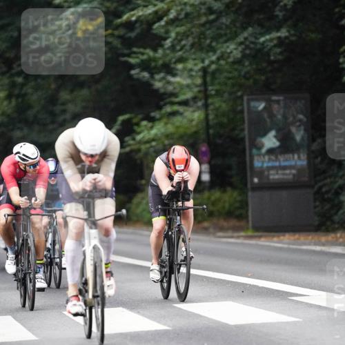 14.09.2025 - Stadtparktriathlon Michael Burmester http://msf.ph/oto/8907777 14.09.2025 09:22:19 Radfahren 311, 348, 361, 392, 398, 413, 414, 432, 487 meine-sportfotos.de