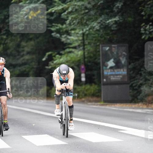 14.09.2025 - Stadtparktriathlon Michael Burmester http://msf.ph/oto/8907808 14.09.2025 09:22:32 Radfahren 367, 376, 418, 435, 437, 466 meine-sportfotos.de