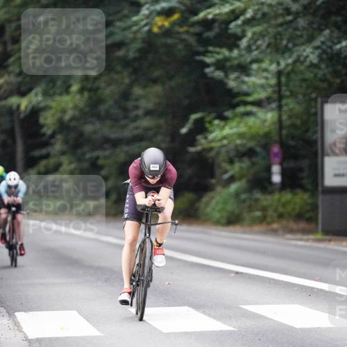 14.09.2025 - Stadtparktriathlon Michael Burmester http://msf.ph/oto/8907867 14.09.2025 09:23:07 Radfahren 336, 434, 446, 460, 462, 484, 501 meine-sportfotos.de