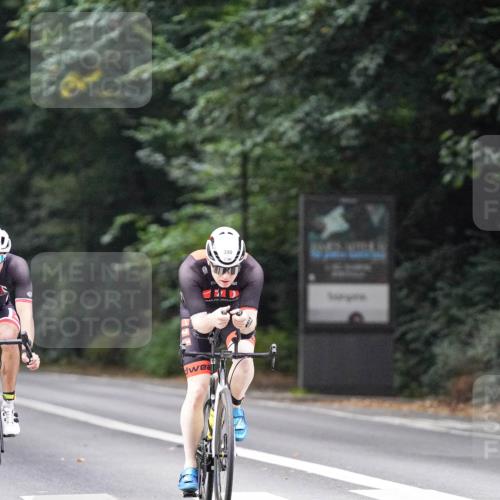 14.09.2025 - Stadtparktriathlon Michael Burmester http://msf.ph/oto/8907933 14.09.2025 09:23:38 Radfahren 325, 350, 399, 457, 488 meine-sportfotos.de