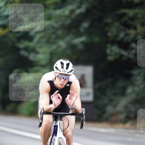 14.09.2025 - Stadtparktriathlon Michael Burmester http://msf.ph/oto/8908001 14.09.2025 09:24:56 Radfahren 332, 387, 440, 474 meine-sportfotos.de