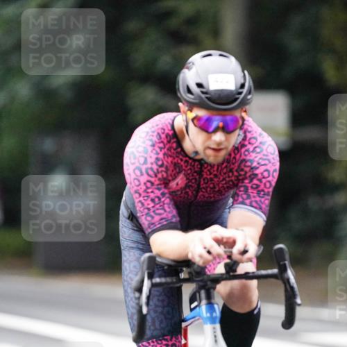 14.09.2025 - Stadtparktriathlon Michael Burmester http://msf.ph/oto/8908043 14.09.2025 09:25:30 Radfahren 316, 322, 422, 425, 431, 452, 475, 481, 499 meine-sportfotos.de