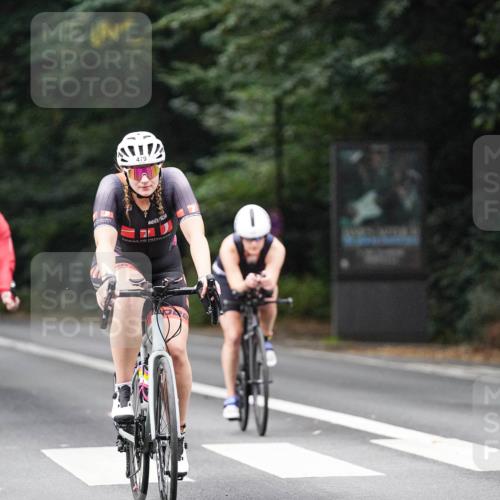 14.09.2025 - Stadtparktriathlon Michael Burmester http://msf.ph/oto/8908163 14.09.2025 09:26:44 Radfahren 302, 338, 442, 456, 479 meine-sportfotos.de