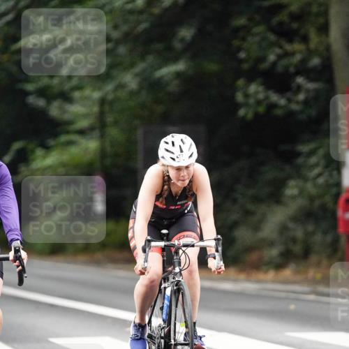 14.09.2025 - Stadtparktriathlon Michael Burmester http://msf.ph/oto/8908179 14.09.2025 09:27:04 Radfahren 477, 492, 497, 503 meine-sportfotos.de
