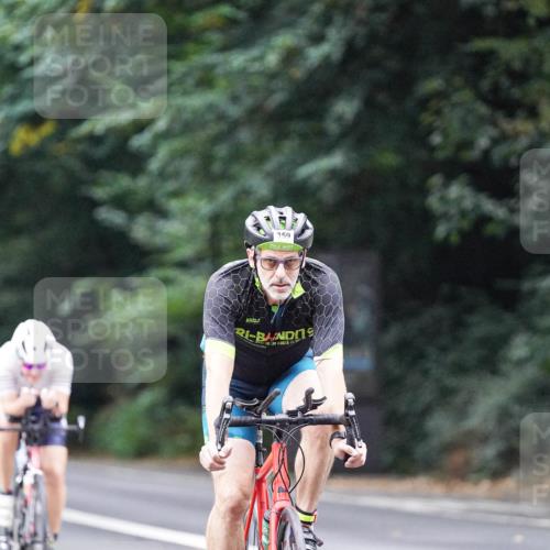 14.09.2025 - Stadtparktriathlon Michael Burmester http://msf.ph/oto/8908202 14.09.2025 09:27:22 Radfahren 346, 359, 438, 473, 494 meine-sportfotos.de