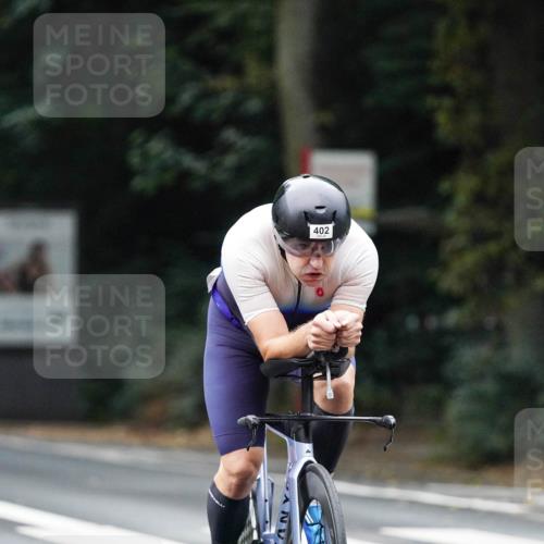 14.09.2025 - Stadtparktriathlon Michael Burmester http://msf.ph/oto/8908346 14.09.2025 09:29:07 Radfahren 392, 402, 408, 416, 487, 500 meine-sportfotos.de