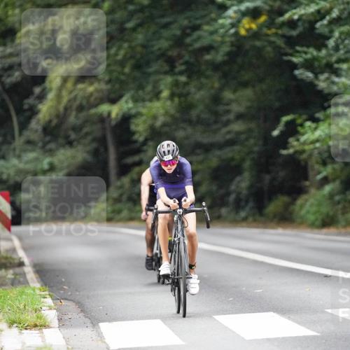 14.09.2025 - Stadtparktriathlon Michael Burmester http://msf.ph/oto/8908378 14.09.2025 09:29:33 Radfahren 418, 437, 460, 478 meine-sportfotos.de