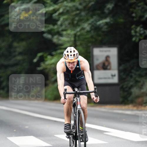 14.09.2025 - Stadtparktriathlon Michael Burmester http://msf.ph/oto/8908383 14.09.2025 09:29:35 Radfahren 418, 437, 460 meine-sportfotos.de