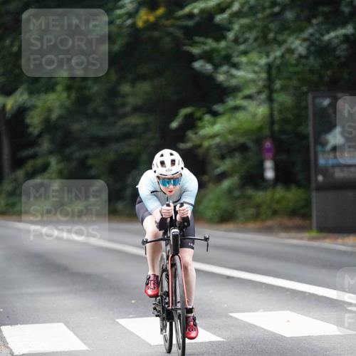14.09.2025 - Stadtparktriathlon Michael Burmester http://msf.ph/oto/8908406 14.09.2025 09:30:00 Radfahren 394, 412, 450, 458, 484, 501 meine-sportfotos.de