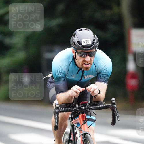 14.09.2025 - Stadtparktriathlon Michael Burmester http://msf.ph/oto/8908457 14.09.2025 09:35:15 Radfahren 398, 400, 430, 445, 494, 506 meine-sportfotos.de