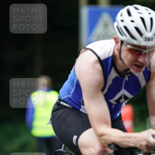 14.09.2025 - Stadtparktriathlon Michael Burmester http://msf.ph/oto/8908612 14.09.2025 09:38:20 Radfahren 391, 421, 453, 458 meine-sportfotos.de
