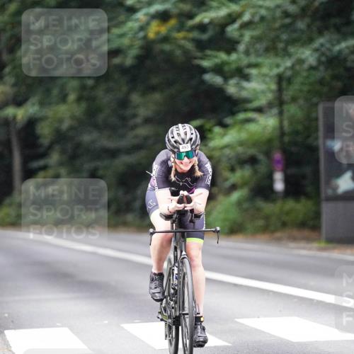 14.09.2025 - Stadtparktriathlon Michael Burmester http://msf.ph/oto/8908647 14.09.2025 09:38:51 Radfahren 493 meine-sportfotos.de