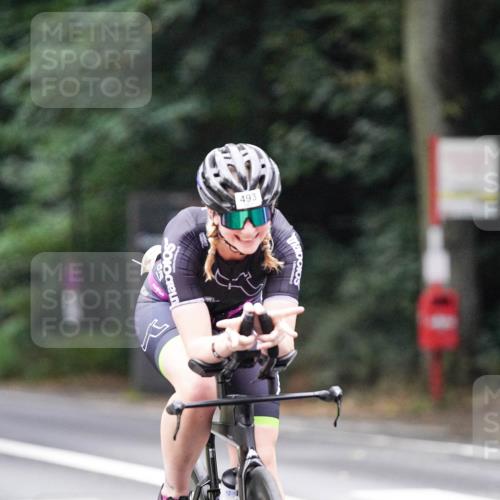 14.09.2025 - Stadtparktriathlon Michael Burmester http://msf.ph/oto/8908649 14.09.2025 09:38:51 Radfahren 493 meine-sportfotos.de