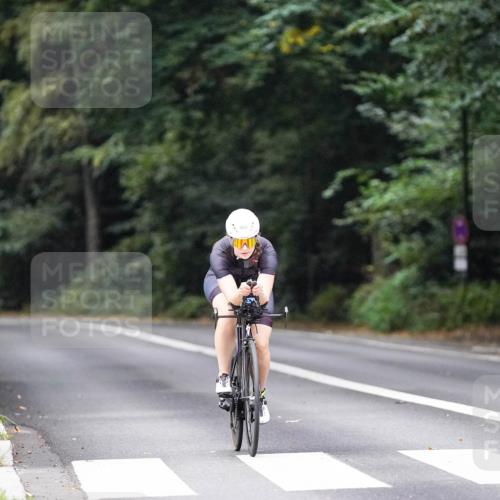 14.09.2025 - Stadtparktriathlon Michael Burmester http://msf.ph/oto/8908651 14.09.2025 09:39:23 Radfahren 468 meine-sportfotos.de