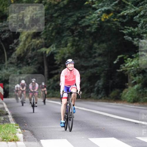 14.09.2025 - Stadtparktriathlon Michael Burmester http://msf.ph/oto/8908742 14.09.2025 09:42:12 Radfahren 415, 460, 462, 479, 497 meine-sportfotos.de