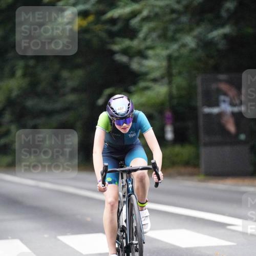 14.09.2025 - Stadtparktriathlon Michael Burmester http://msf.ph/oto/8908762 14.09.2025 09:42:36 Radfahren 445, 477, 487, 492, 506 meine-sportfotos.de