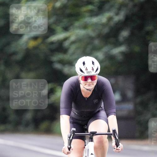 14.09.2025 - Stadtparktriathlon Michael Burmester http://msf.ph/oto/8908797 14.09.2025 09:44:06 Radfahren 501 meine-sportfotos.de