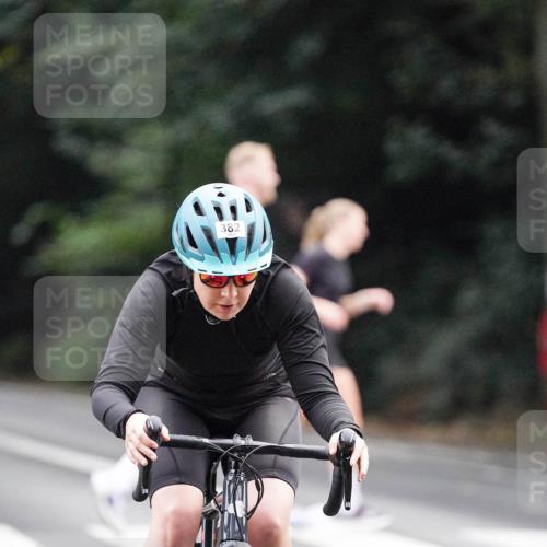 14.09.2025 - Stadtparktriathlon Michael Burmester http://msf.ph/oto/8908812 14.09.2025 09:46:44 Radfahren 382, 471, 499 meine-sportfotos.de