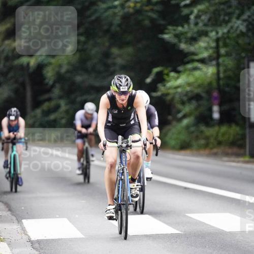 14.09.2025 - Stadtparktriathlon Michael Burmester http://msf.ph/oto/8908837 14.09.2025 09:47:32 Radfahren 443, 447, 475, 481, 486, 495 meine-sportfotos.de