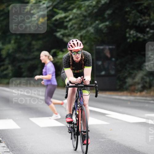 14.09.2025 - Stadtparktriathlon Michael Burmester http://msf.ph/oto/8908848 14.09.2025 09:47:46 Radfahren 483, 488, 503 meine-sportfotos.de
