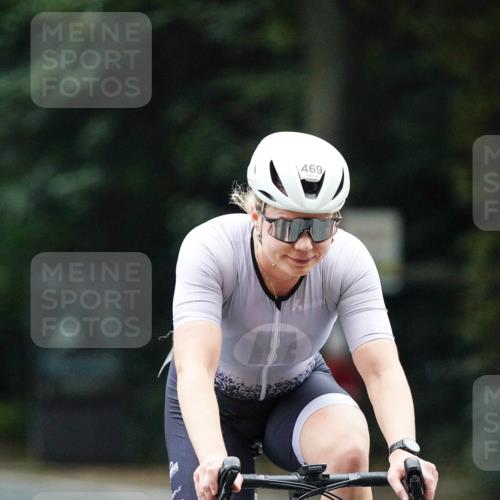 14.09.2025 - Stadtparktriathlon Michael Burmester http://msf.ph/oto/8908854 14.09.2025 09:48:03 Radfahren 442, 455, 469 meine-sportfotos.de