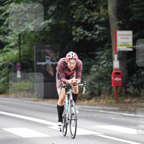 14.09.2025 - Stadtparktriathlon Michael Burmester http://msf.ph/oto/8908863 14.09.2025 09:48:11 Radfahren 442, 455, 548, 564 meine-sportfotos.de