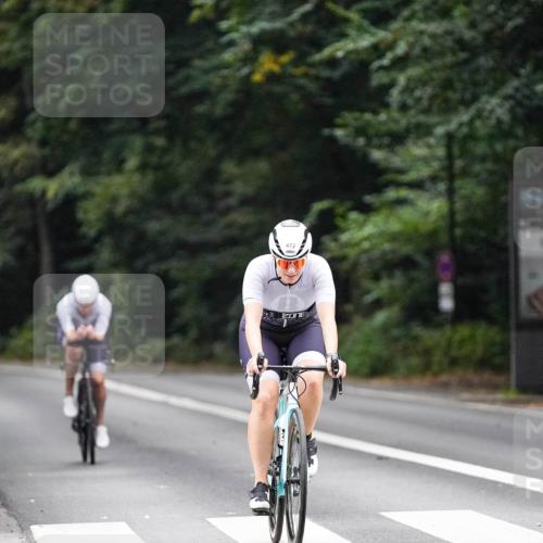 14.09.2025 - Stadtparktriathlon Michael Burmester http://msf.ph/oto/8908870 14.09.2025 09:48:28 Radfahren 439, 472, 605 meine-sportfotos.de