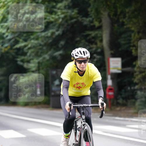 14.09.2025 - Stadtparktriathlon Michael Burmester http://msf.ph/oto/8908910 14.09.2025 09:50:53 Radfahren 498, 563, 594, 604, 610 meine-sportfotos.de