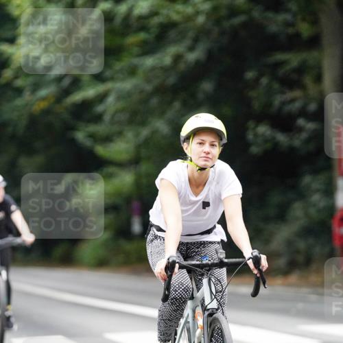 14.09.2025 - Stadtparktriathlon Michael Burmester http://msf.ph/oto/8908922 14.09.2025 09:51:04 Radfahren 504, 528, 563, 580 meine-sportfotos.de