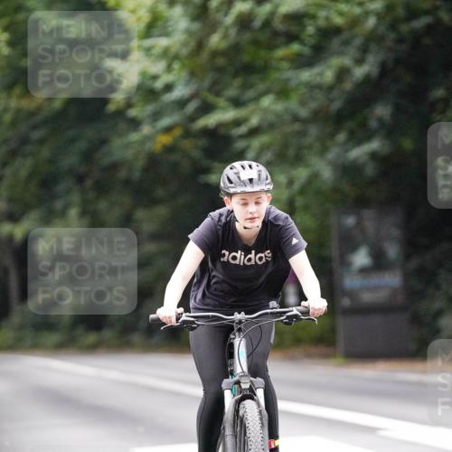 14.09.2025 - Stadtparktriathlon Michael Burmester http://msf.ph/oto/8908925 14.09.2025 09:51:05 Radfahren 504, 528, 563, 580 meine-sportfotos.de