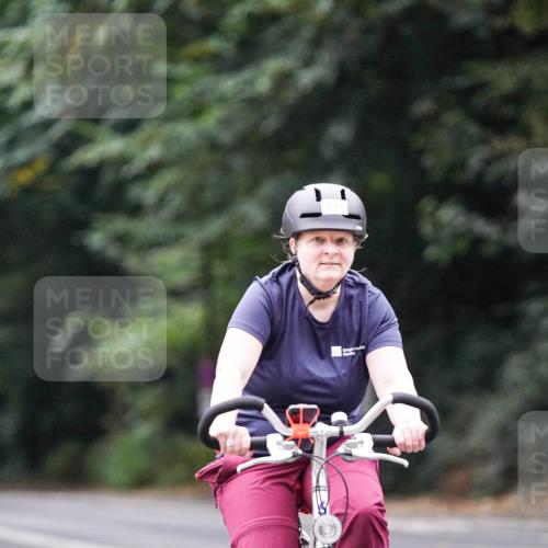 14.09.2025 - Stadtparktriathlon Michael Burmester http://msf.ph/oto/8908935 14.09.2025 09:51:36 Radfahren 512, 533, 570, 620 meine-sportfotos.de