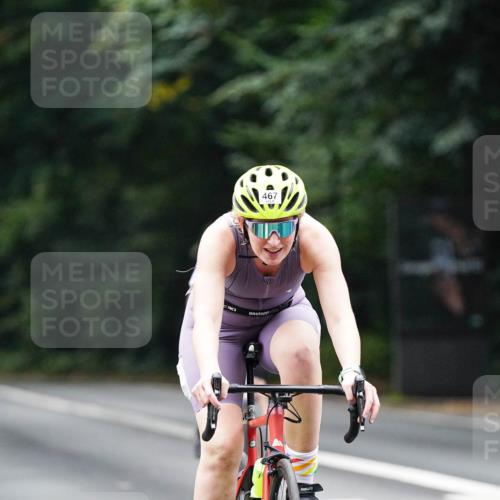 14.09.2025 - Stadtparktriathlon Michael Burmester http://msf.ph/oto/8908942 14.09.2025 09:51:52 Radfahren 467, 505, 584 meine-sportfotos.de