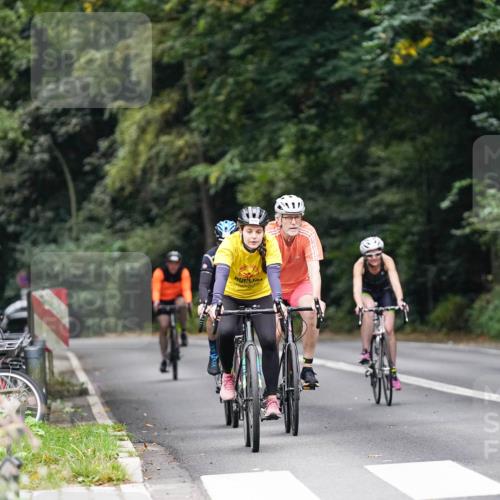 14.09.2025 - Stadtparktriathlon Michael Burmester http://msf.ph/oto/8908973 14.09.2025 09:53:06 Radfahren 485, 577, 606, 609, 616 meine-sportfotos.de