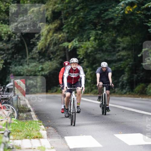 14.09.2025 - Stadtparktriathlon Michael Burmester http://msf.ph/oto/8908986 14.09.2025 09:53:19 Radfahren 550, 591, 614, 618 meine-sportfotos.de