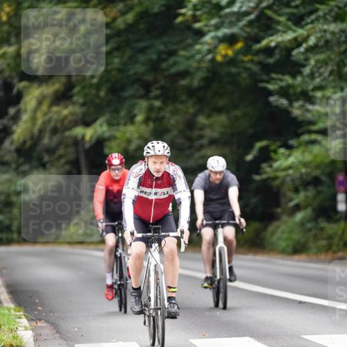 14.09.2025 - Stadtparktriathlon Michael Burmester http://msf.ph/oto/8908987 14.09.2025 09:53:20 Radfahren 550, 591, 614, 618 meine-sportfotos.de