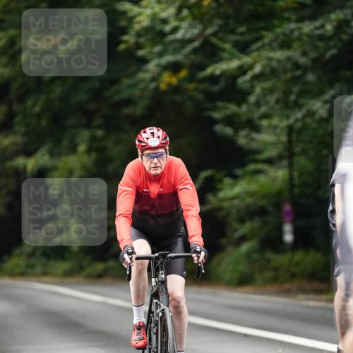 14.09.2025 - Stadtparktriathlon Michael Burmester http://msf.ph/oto/8908991 14.09.2025 09:53:22 Radfahren 550, 591, 614, 618 meine-sportfotos.de