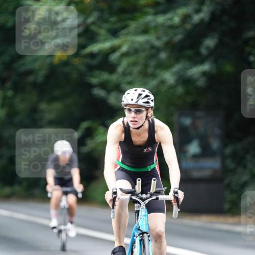 14.09.2025 - Stadtparktriathlon Michael Burmester http://msf.ph/oto/8909003 14.09.2025 09:53:40 Radfahren 500, 523, 524, 529, 544, 585 meine-sportfotos.de