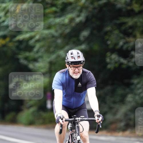 14.09.2025 - Stadtparktriathlon Michael Burmester http://msf.ph/oto/8909012 14.09.2025 09:53:58 Radfahren 511, 587 meine-sportfotos.de