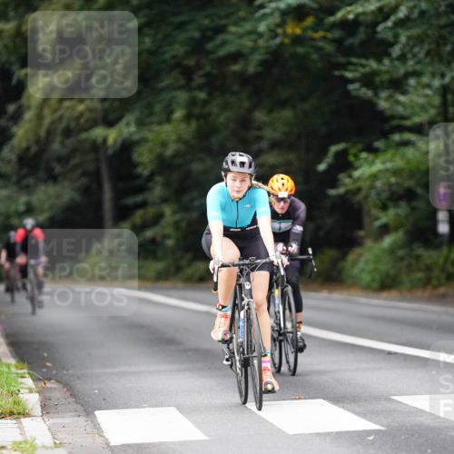 14.09.2025 - Stadtparktriathlon Michael Burmester http://msf.ph/oto/8909036 14.09.2025 09:54:39 Radfahren 514, 525, 548, 551, 561, 565 meine-sportfotos.de