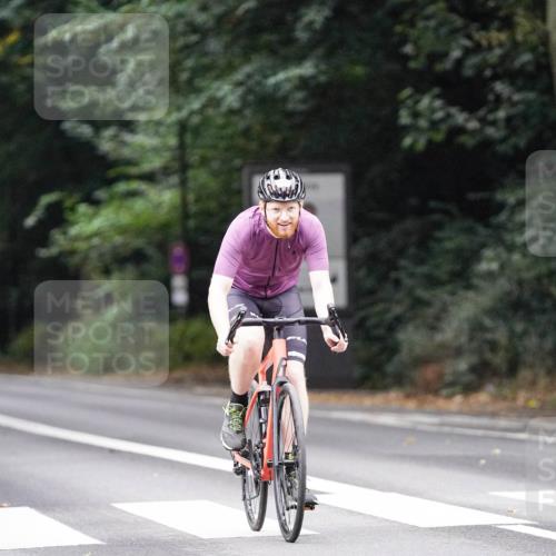 14.09.2025 - Stadtparktriathlon Michael Burmester http://msf.ph/oto/8909110 14.09.2025 09:56:16 Radfahren 531, 593, 615 meine-sportfotos.de