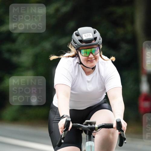 14.09.2025 - Stadtparktriathlon Michael Burmester http://msf.ph/oto/8909129 14.09.2025 09:56:46 Radfahren 440, 517, 535, 553, 619 meine-sportfotos.de
