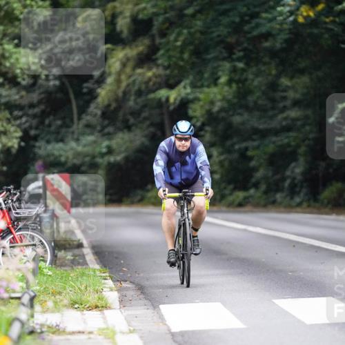 14.09.2025 - Stadtparktriathlon Michael Burmester http://msf.ph/oto/8909162 14.09.2025 09:58:11 Radfahren 547, 610 meine-sportfotos.de