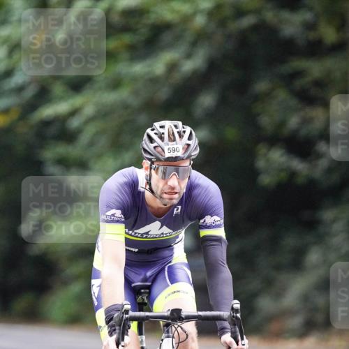 14.09.2025 - Stadtparktriathlon Michael Burmester http://msf.ph/oto/8909166 14.09.2025 09:58:29 Radfahren 590 meine-sportfotos.de